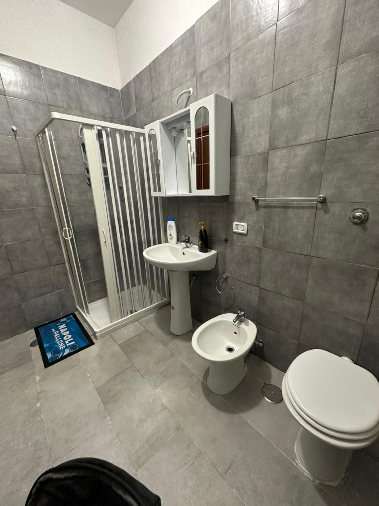 Apartment House Clara&vincenzo Naples